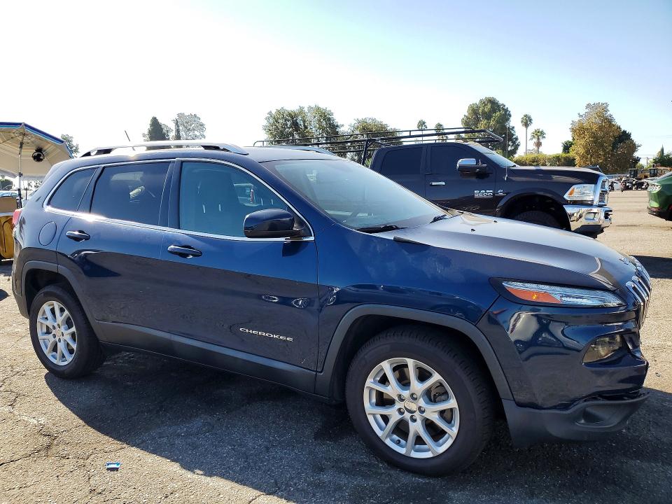 Продаж на аукціоні авто 2018 Jeep Cherokee, vin: 1C4PJLCB7JD563468, номер лоту: 65951026