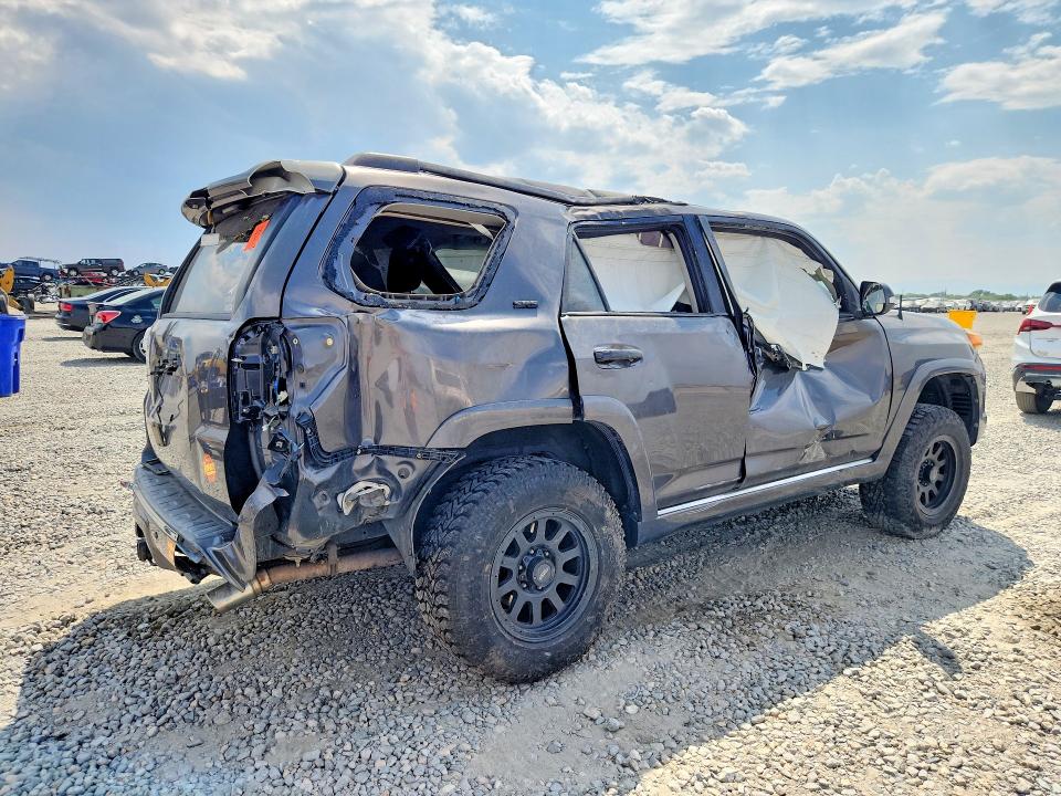 64137466 :رقم المزاد ، JTEBU5JR4B5075129 vin ، 2011 Toyota 4runner مزاد بيع