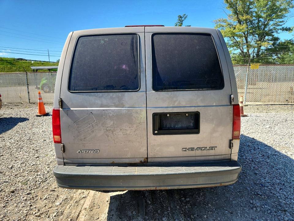 1999 Chevrolet Astro მანქანა იყიდება აუქციონზე, vin: 1GCDM19W4XB120126, აუქციონის ნომერი: 67102766