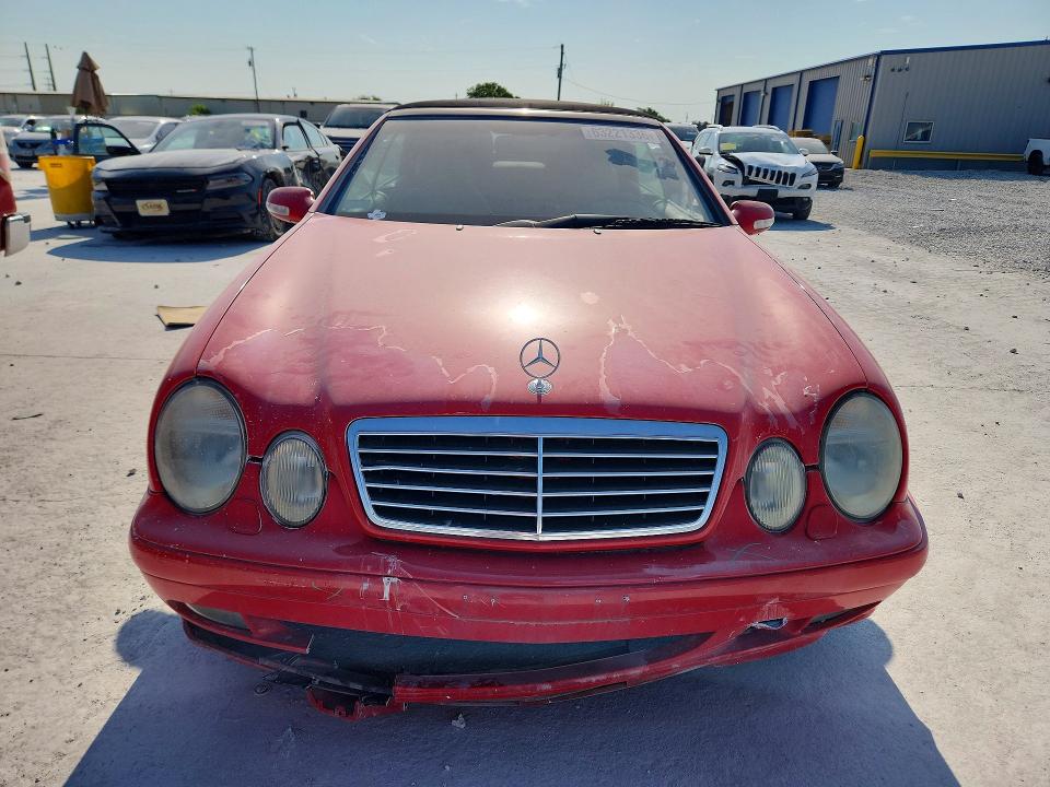 63221336 :رقم المزاد ، WDBLK65G3YT039271 vin ، 2000 Mercedes-benz Clk مزاد بيع