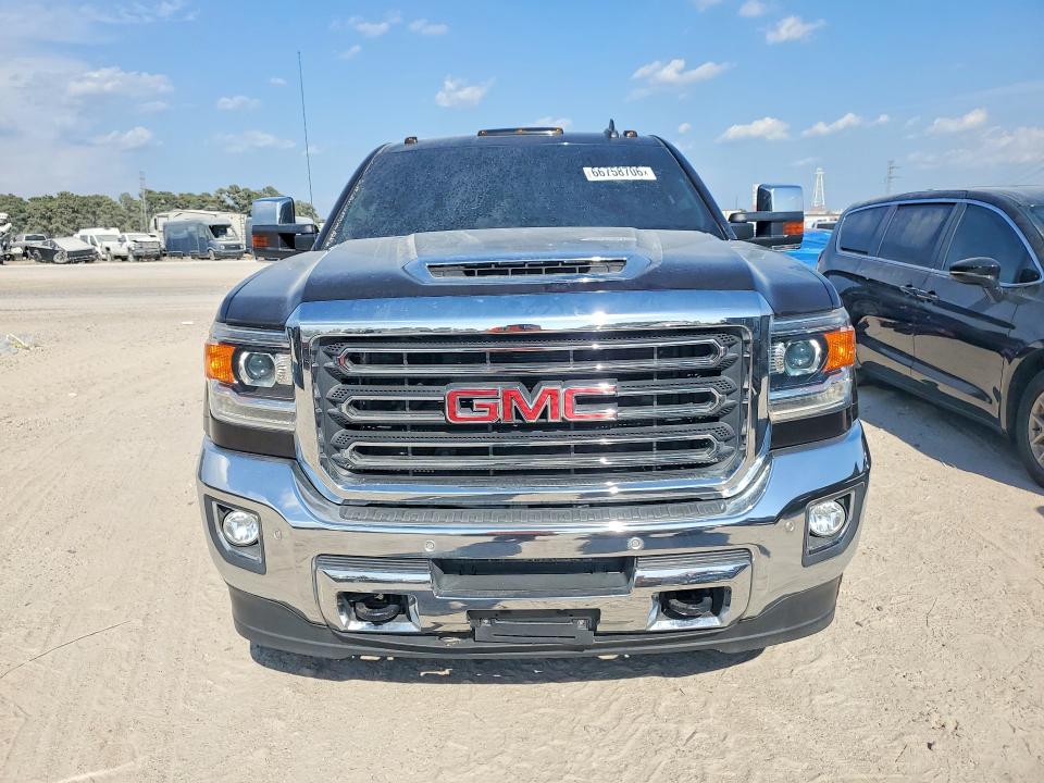 66758706 :رقم المزاد ، 1GT12TEYXJF275727 vin ، 2018 Gmc Sierra مزاد بيع