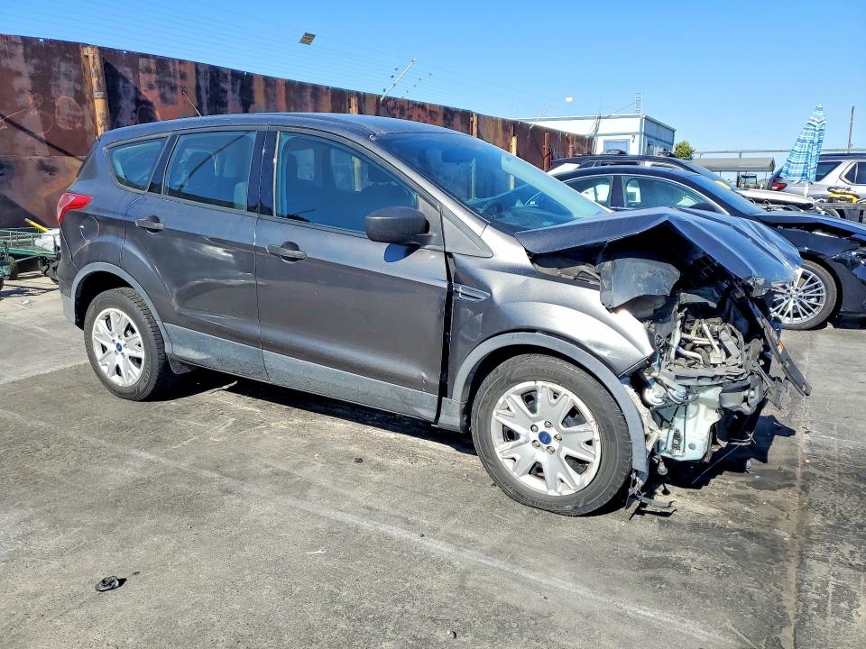 2015 Ford Escape მანქანა იყიდება აუქციონზე, vin: 1FMCU0F72FUB49867, აუქციონის ნომერი: 65228866