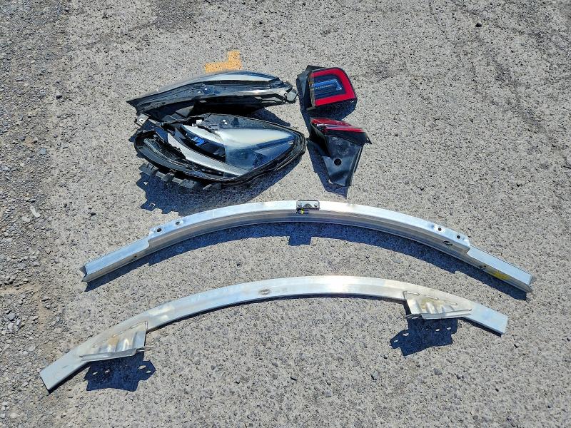 64963746 :رقم المزاد ، 5YJ3E1EA0MF072085 vin ، 2021 Tesla Model 3 مزاد بيع