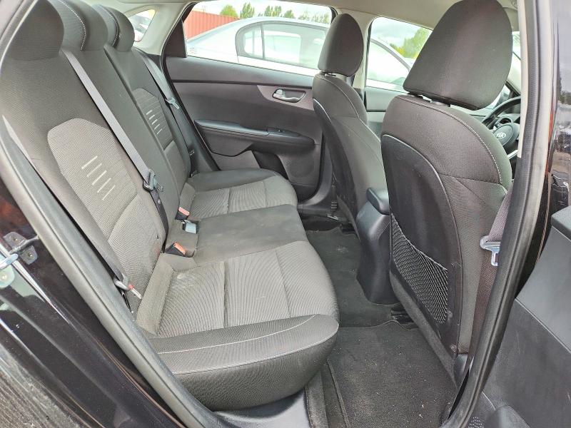 2021 Kia Forte მანქანა იყიდება აუქციონზე, vin: 3KPF24AD3ME364990, აუქციონის ნომერი: 66264716