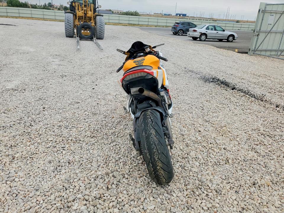 64580936 :رقم المزاد ، JH2PC40J7HK300230 vin ، 2017 Honda Cbr600 مزاد بيع