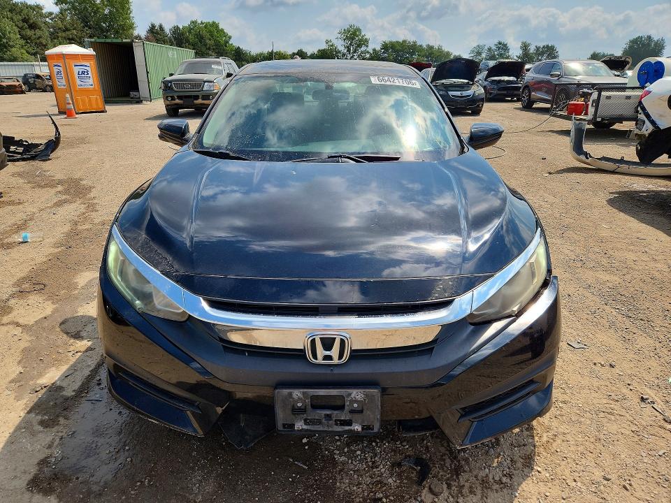 Продажа на аукционе авто 2016 Honda Civic, vin: 19XFC2F72GE016638, номер лота: 66421706