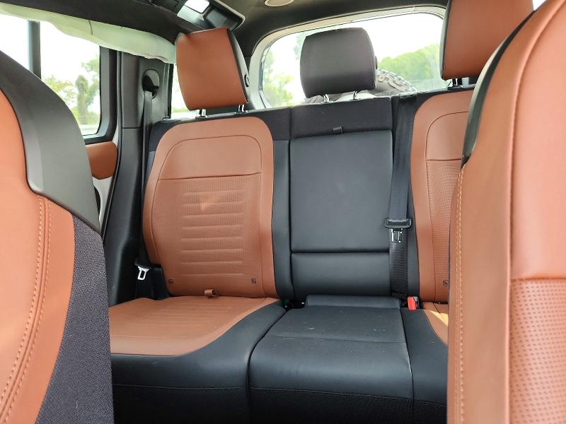 Продаж на аукціоні авто 2026 Land Rover Defender, vin: SALEZEE95T2517747, номер лоту: 64622226