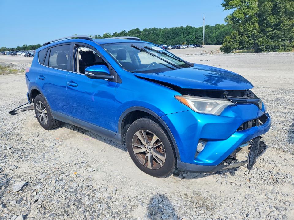 Продаж на аукціоні авто 2017 Toyota Rav4, vin: JTMWFREV6HJ712701, номер лоту: 64510836