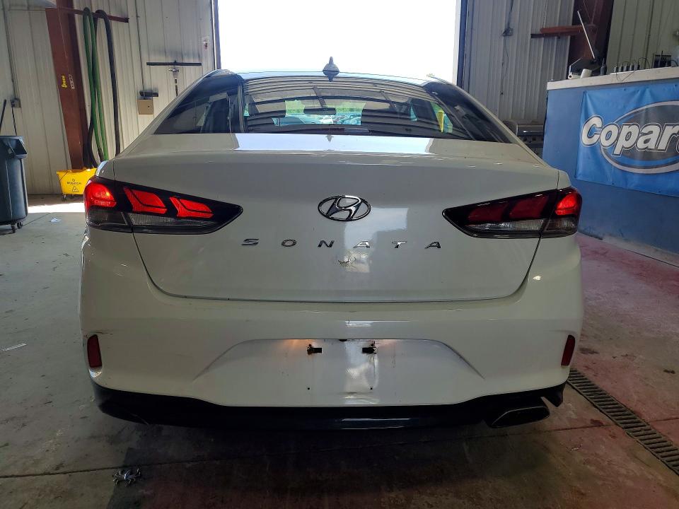 Продажа на аукционе авто 2018 Hyundai Sonata, vin: 5NPE24AF0JH602427, номер лота: 62710706
