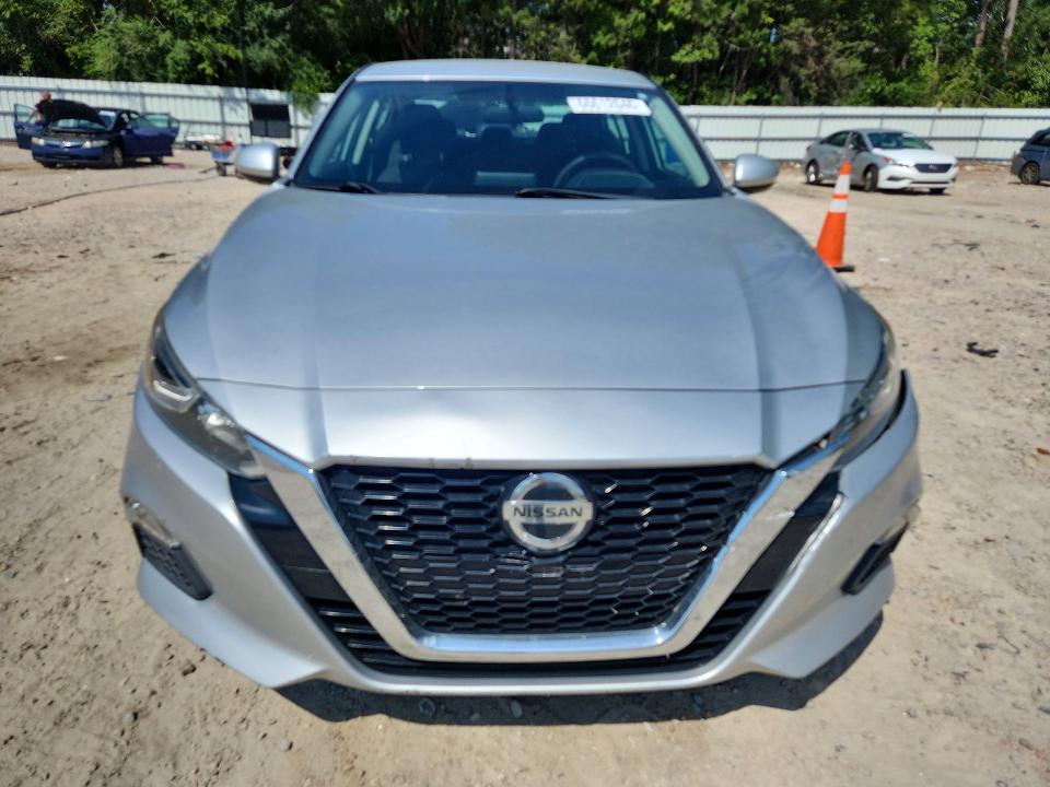 66612046 :رقم المزاد ، 1N4BL4BW2KC259072 vin ، 2019 Nissan Altima مزاد بيع