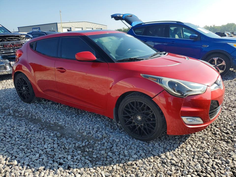 2015 Hyundai Veloster მანქანა იყიდება აუქციონზე, vin: KMHTC6AD0FU229767, აუქციონის ნომერი: 63290856