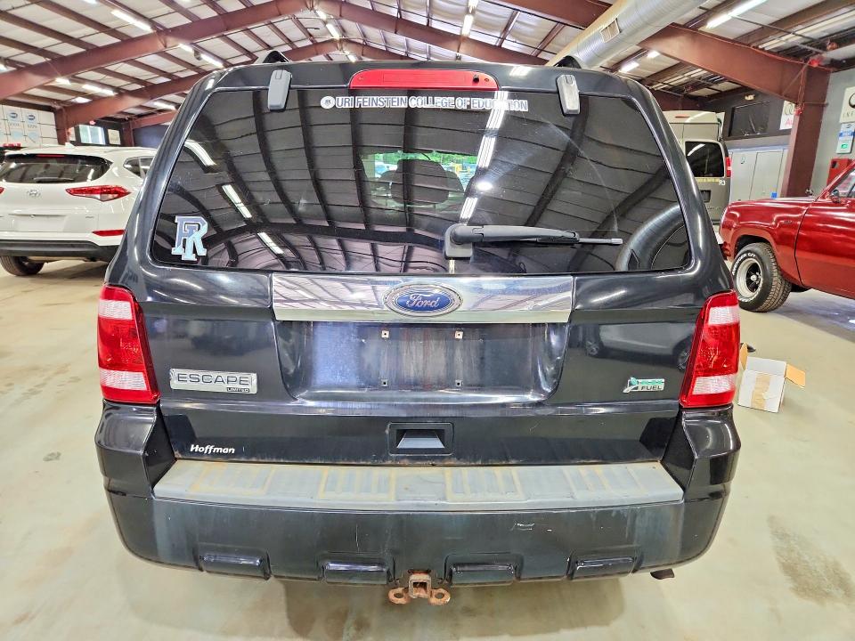 64500826 :رقم المزاد ، 1FMCU9EG5AKC27407 vin ، 2010 Ford Escape مزاد بيع