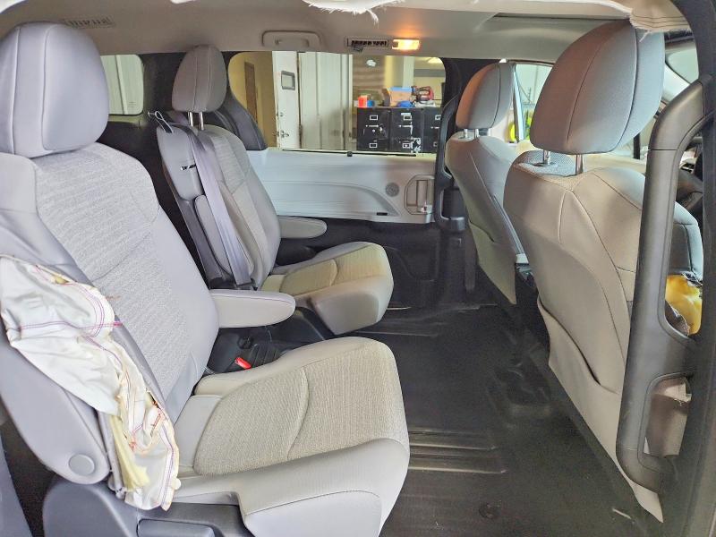 66072696 :رقم المزاد ، 5TDBSKFC1SS193520 vin ، 2025 Toyota Sienna مزاد بيع
