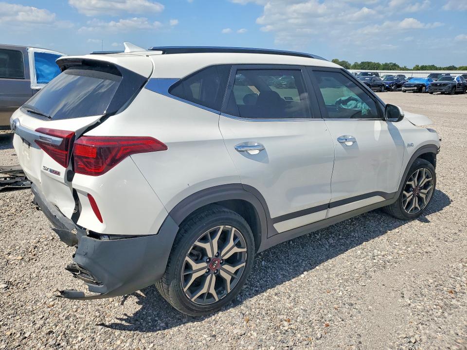 65863196 :رقم المزاد ، KNDETCA2XM7150046 vin ، 2021 Kia Seltos مزاد بيع