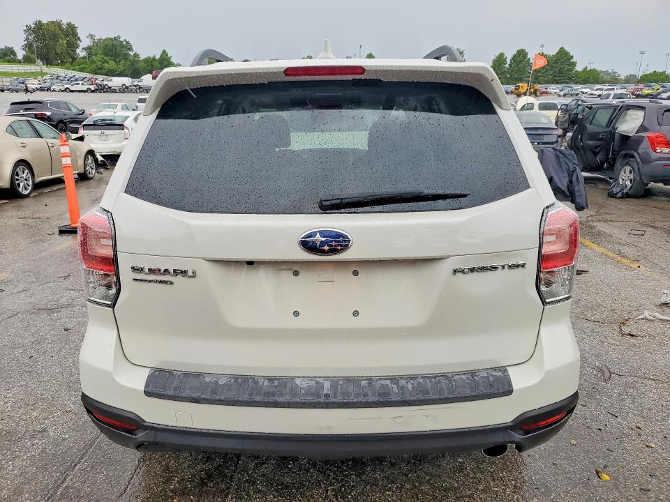 64045406 :رقم المزاد ، JF2SJALC5JH455299 vin ، 2018 Subaru Forester مزاد بيع