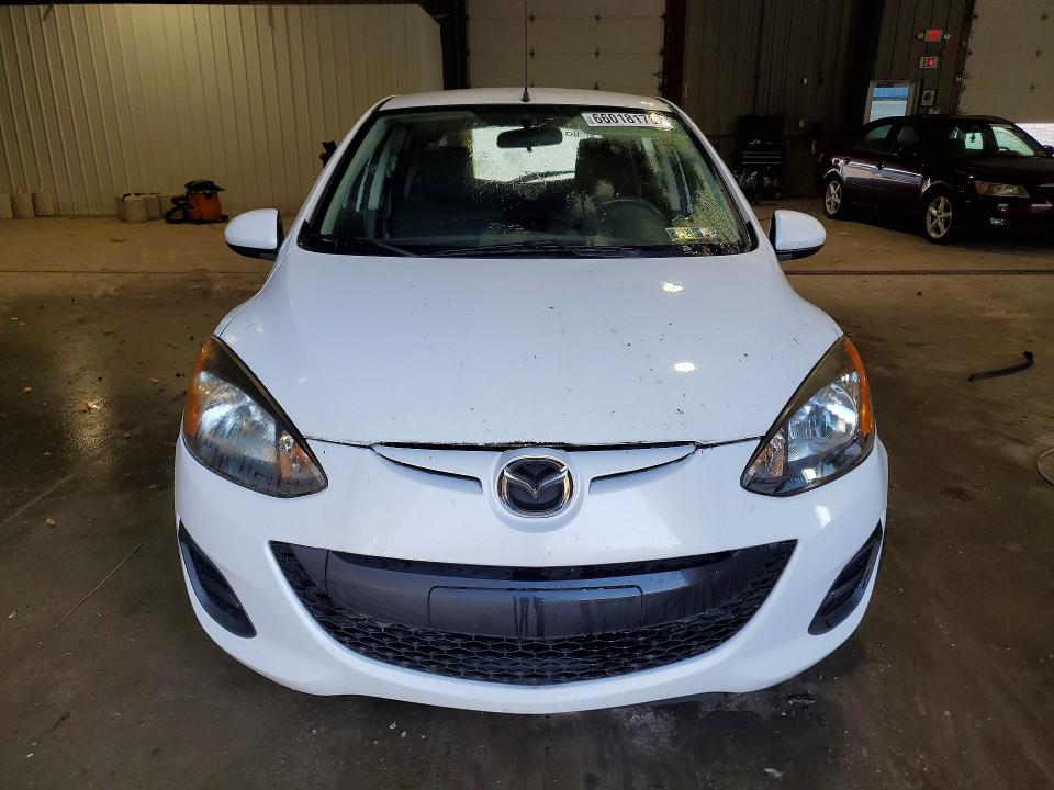 66018176 :رقم المزاد ، JM1DE1HZ2B0130165 vin ، 2011 Mazda Mazda2 مزاد بيع