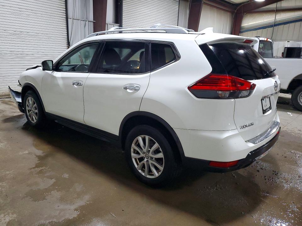 63646896 :رقم المزاد ، JN8AT2MV5HW021811 vin ، 2017 Nissan Rogue مزاد بيع