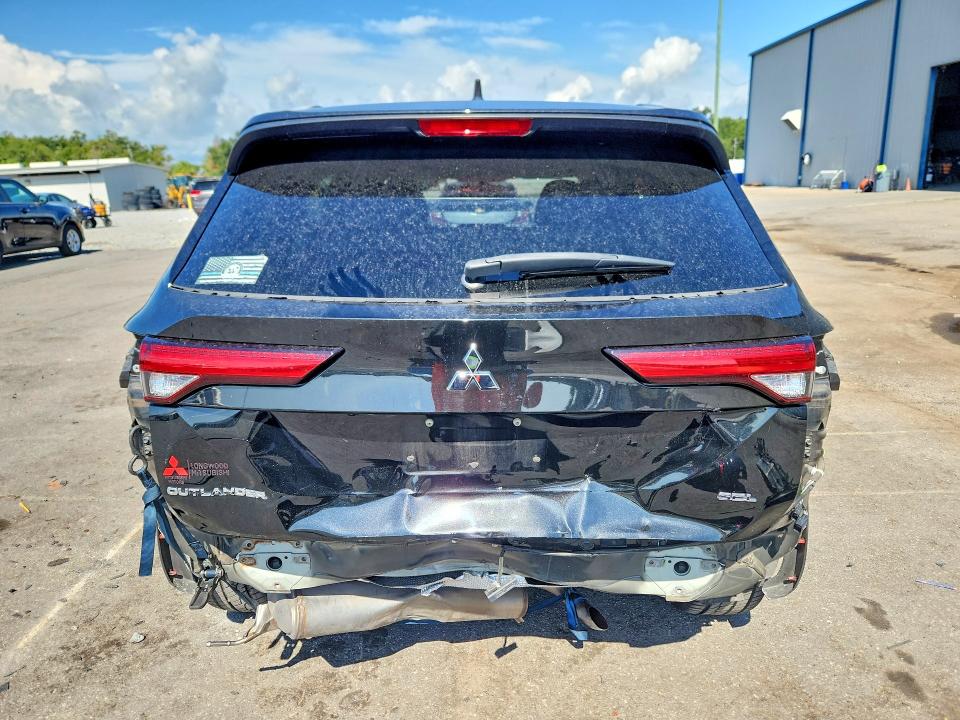 Продажа на аукционе авто 2022 Mitsubishi Outlander, vin: JA4J3VA81NZ042431, номер лота: 67021096
