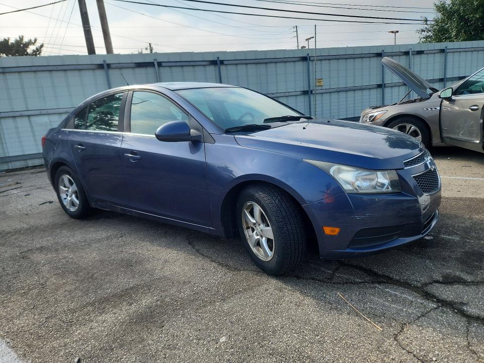 2013 Chevrolet Cruze მანქანა იყიდება აუქციონზე, vin: 1G1PC5SBXD7251664, აუქციონის ნომერი: 64321786