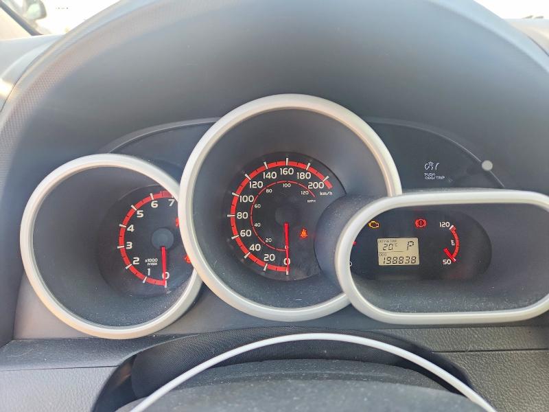 2010 Pontiac Vibe მანქანა იყიდება აუქციონზე, vin: 5Y2SP6E83AZ405644, აუქციონის ნომერი: 64849426