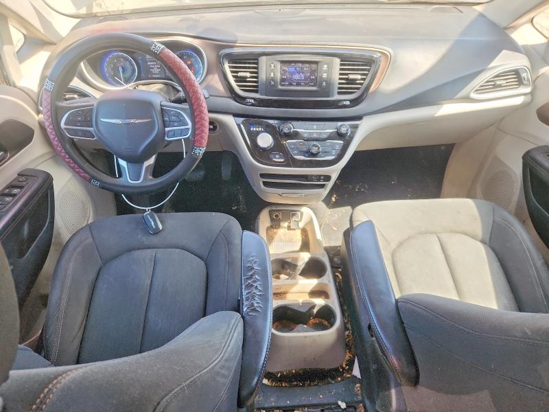 64061476 :رقم المزاد ، 2C4RC1DG1HR587578 vin ، 2017 Chrysler Pacifica مزاد بيع
