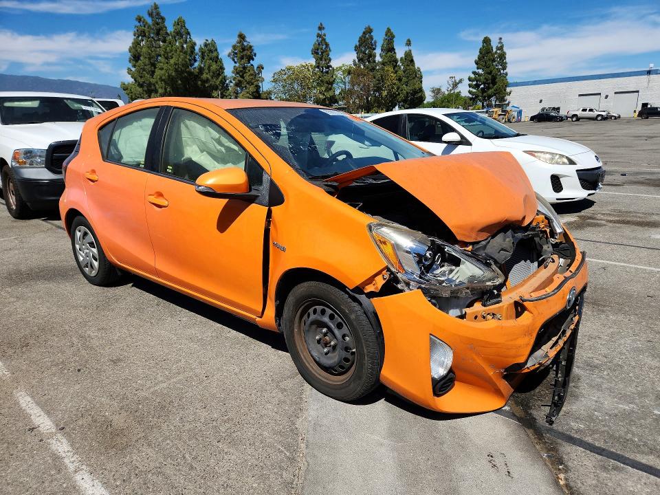 2015 Toyota Prius C მანქანა იყიდება აუქციონზე, vin: JTDKDTB39F1102695, აუქციონის ნომერი: 65027936