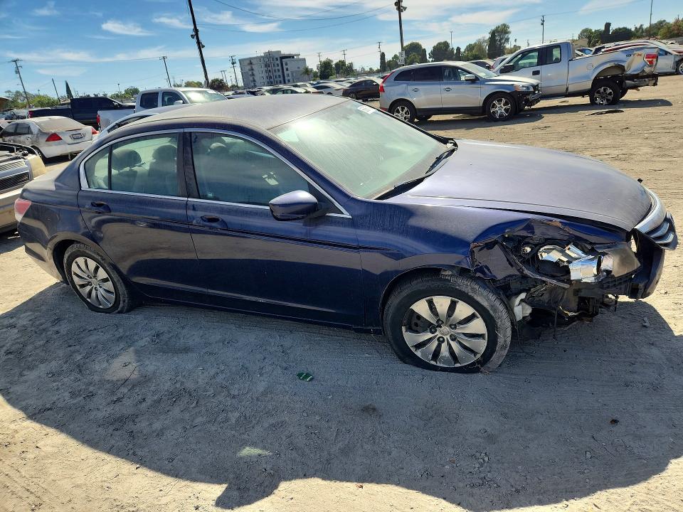 65667176 :رقم المزاد ، 1HGCP2F33BA037693 vin ، 2011 Honda Accord مزاد بيع