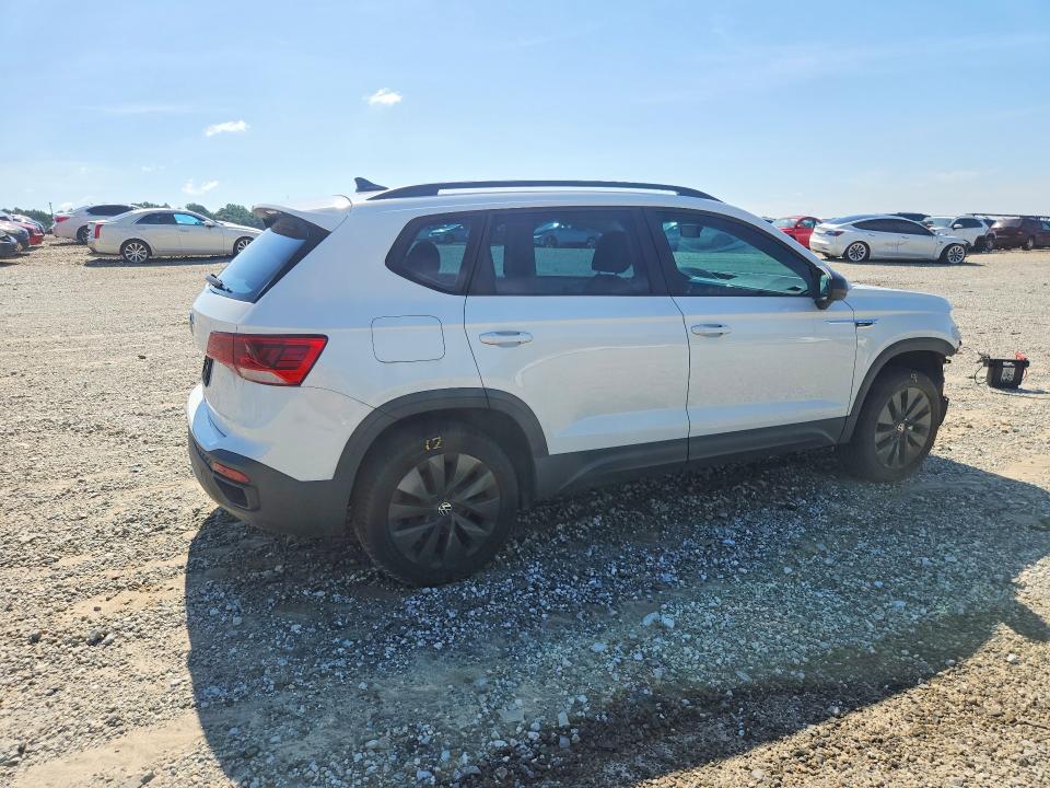 Продажа на аукционе авто 2022 Volkswagen Taos, vin: 3VVCX7B28NM031759, номер лота: 65199586