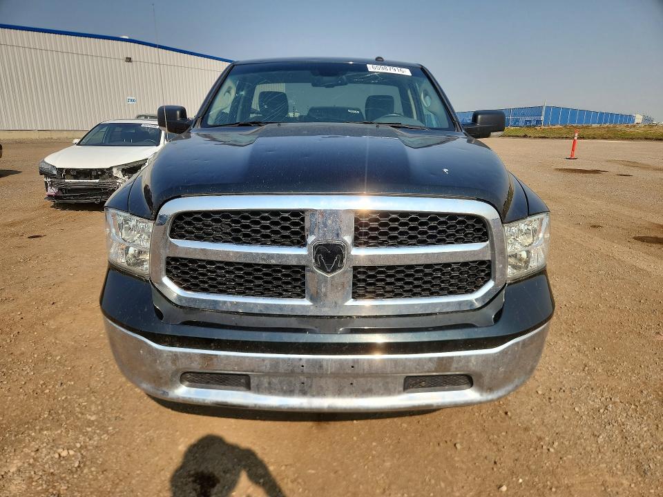 65987916 :رقم المزاد ، 3C6JR7BGXHG617546 vin ، 2017 Ram 1500 مزاد بيع