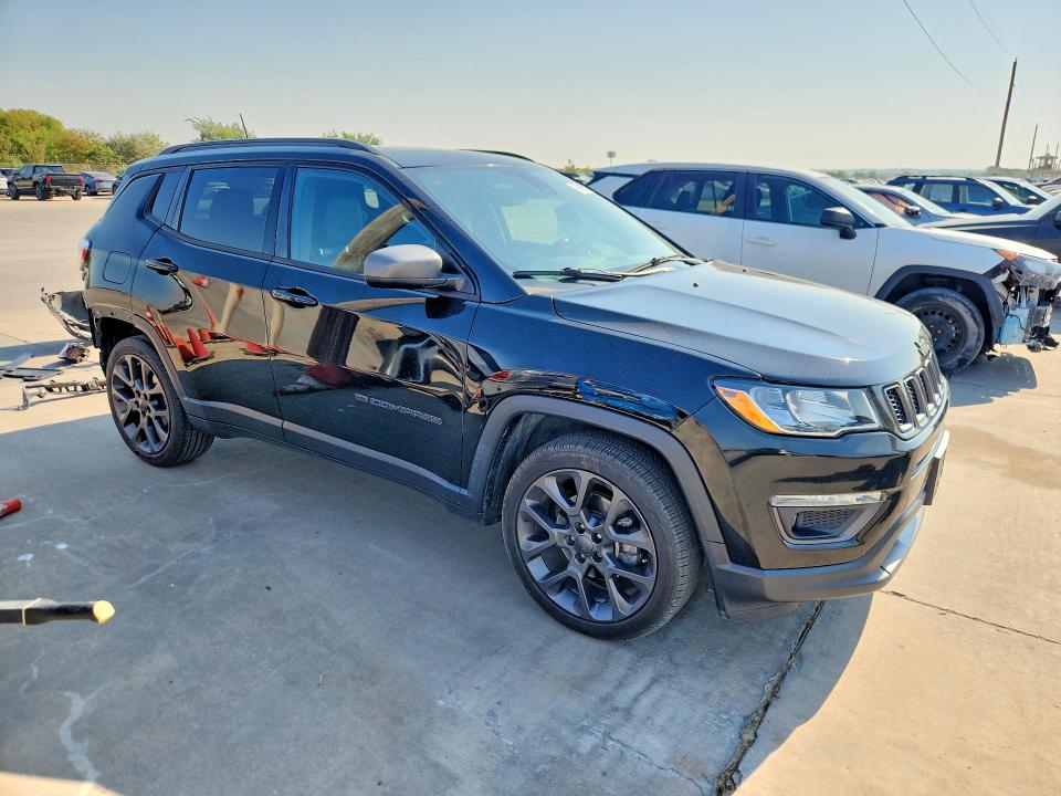 66702376 :رقم المزاد ، 3C4NJCEB6MT550021 vin ، 2021 Jeep Compass مزاد بيع