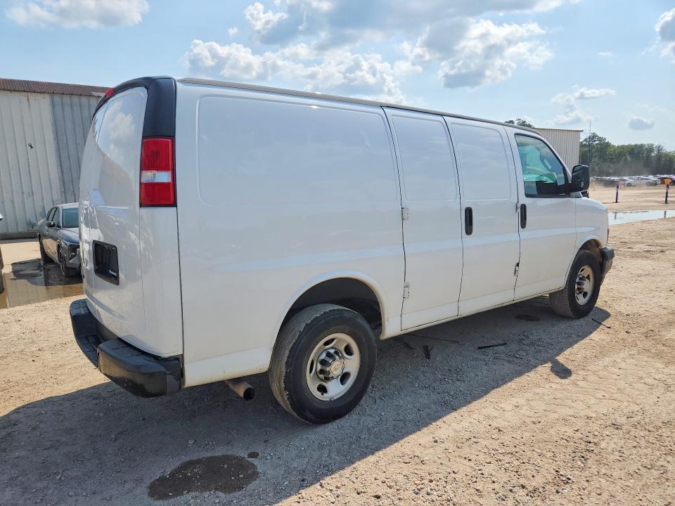 66273196 :رقم المزاد ، 1GCWGAFPXM1162802 vin ، 2021 Chevrolet Express G2500 مزاد بيع
