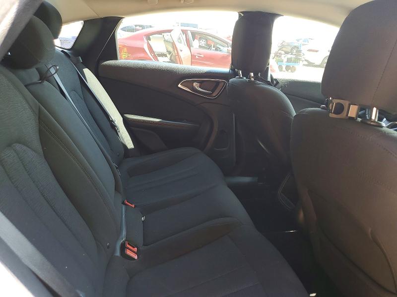 Продаж на аукціоні авто 2015 Chrysler 200, vin: 1C3CCCAB2FN608253, номер лоту: 64042626