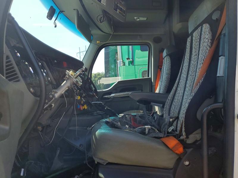 Продажа на аукционе авто 2019 Kenworth T680, vin: 1XKYD49X2KJ249108, номер лота: 61031986