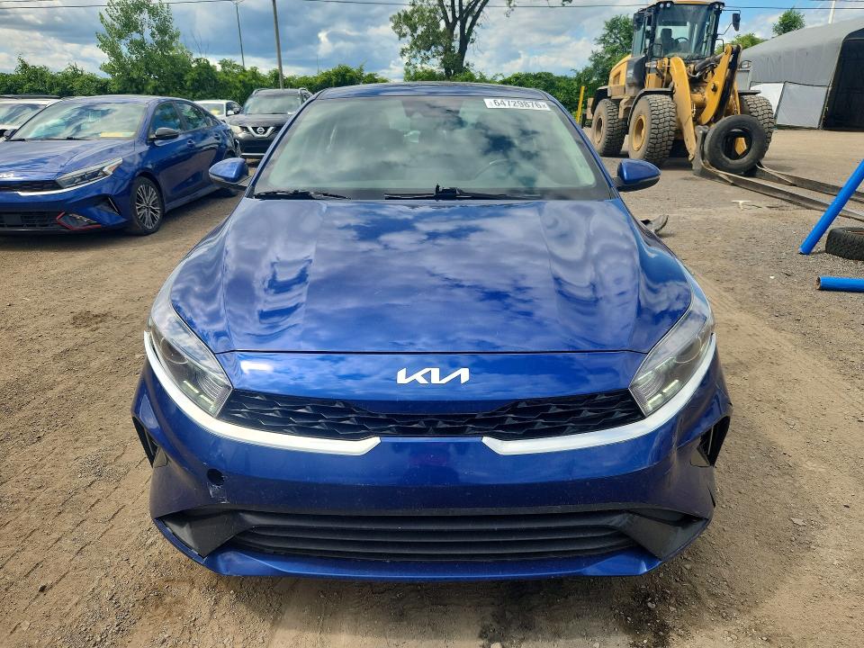 2023 Kia Forte მანქანა იყიდება აუქციონზე, vin: 3KPF34AD6PE556325, აუქციონის ნომერი: 64729876