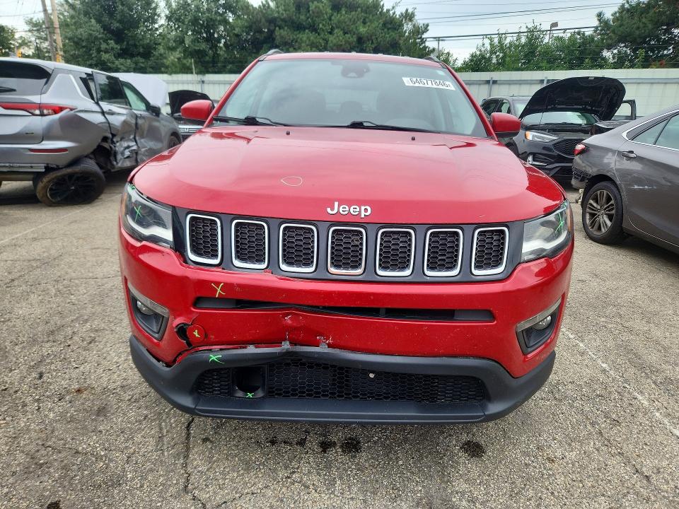 2017 Jeep Compass მანქანა იყიდება აუქციონზე, vin: 3C4NJDBB9HT692377, აუქციონის ნომერი: 64677846