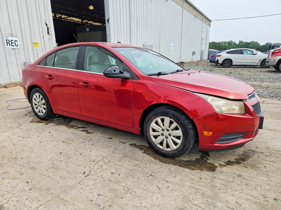 64693306 :رقم المزاد ، 1G1PF5S96B7103786 vin ، 2011 Chevrolet Cruze مزاد بيع