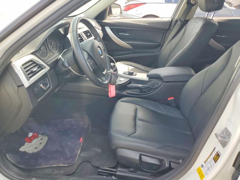 64272536 :رقم المزاد ، WBA8A9C50JAH14105 vin ، 2018 Bmw 320 مزاد بيع