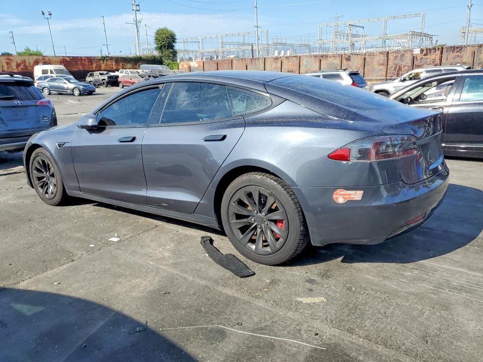 67035726 :رقم المزاد ، 5YJSA1E15GF174736 vin ، 2016 Tesla Model S مزاد بيع
