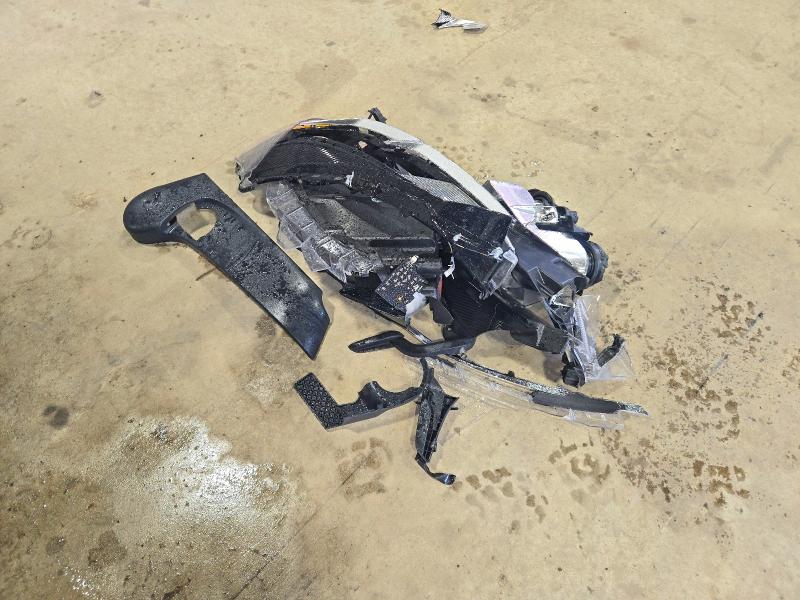 2025 Nissan Kicks Play მანქანა იყიდება აუქციონზე, vin: 3N1CP5CV2SL508198, აუქციონის ნომერი: 64594136