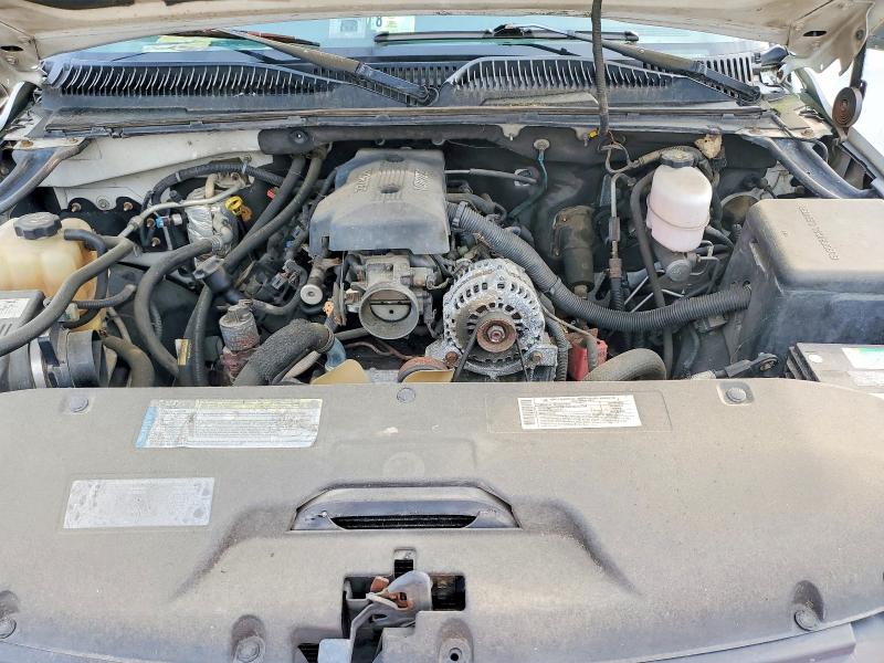2000 Chevrolet Suburban მანქანა იყიდება აუქციონზე, vin: 3GNGK26U4YG170889, აუქციონის ნომერი: 65290966