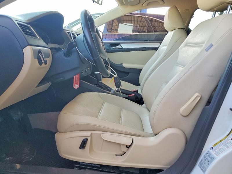 2014 Volkswagen Jetta მანქანა იყიდება აუქციონზე, vin: 3VWD17AJ6EM321296, აუქციონის ნომერი: 63598786