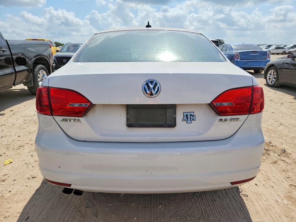 Продажа на аукционе авто 2011 Volkswagen Jetta, vin: 3VWLZ7AJ4BM020624, номер лота: 62800926