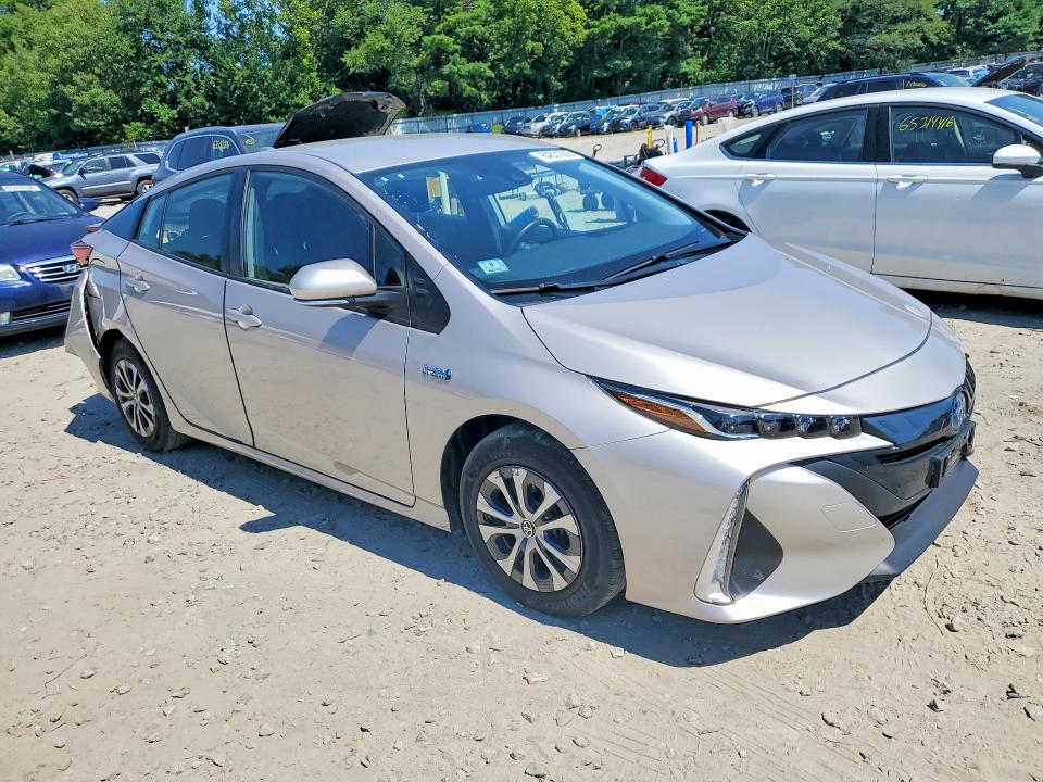 64831936 :رقم المزاد ، JTDKAMFP8M3193813 vin ، 2021 Toyota Prius Prime مزاد بيع