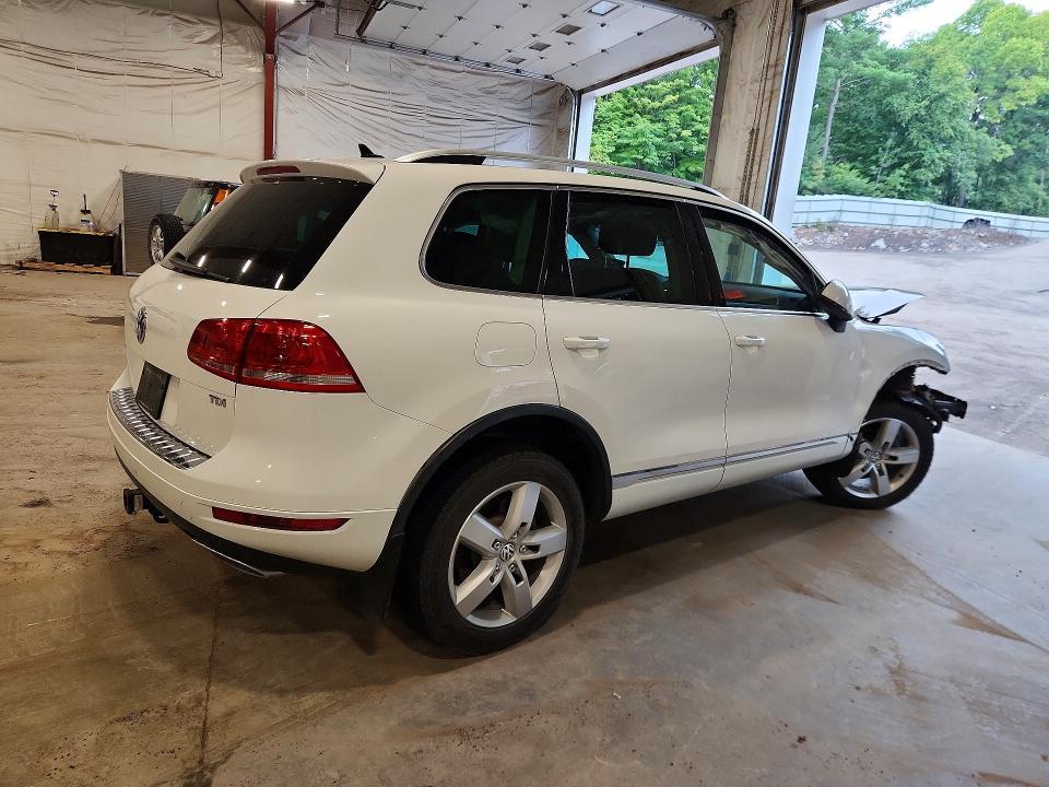 66376596 :رقم المزاد ، WVGEP9BP3ED009223 vin ، 2014 Volkswagen Touareg مزاد بيع