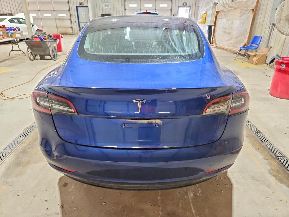 2020 Tesla Model 3 მანქანა იყიდება აუქციონზე, vin: 5YJ3E1EA6LF631850, აუქციონის ნომერი: 64902796