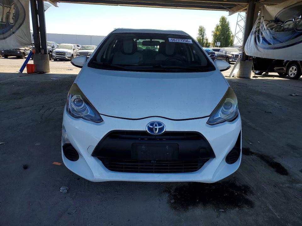 2015 Toyota Prius C მანქანა იყიდება აუქციონზე, vin: JTDKDTB32F1110427, აუქციონის ნომერი: 66727256