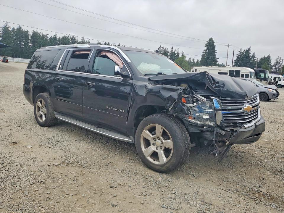 2015 Chevrolet Suburban მანქანა იყიდება აუქციონზე, vin: 1GNSKKKCXFR139831, აუქციონის ნომერი: 65292726