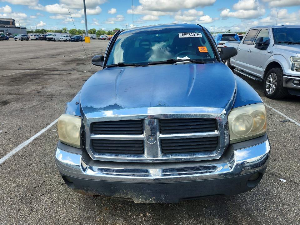 2005 Dodge Dakota მანქანა იყიდება აუქციონზე, vin: 1D7HE48N25S290545, აუქციონის ნომერი: 66084976