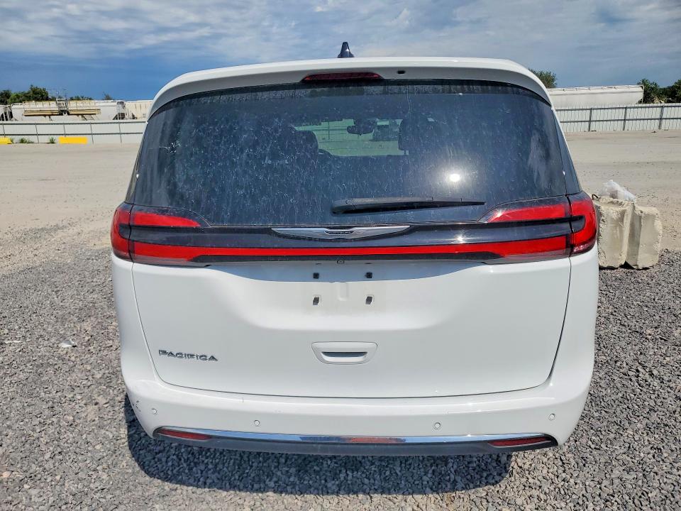 65272376 :رقم المزاد ، 2C4RC1BGXRR120034 vin ، 2024 Chrysler Pacifica مزاد بيع