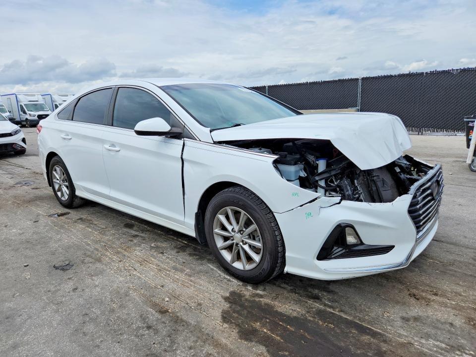 63742376 :رقم المزاد ، 5NPE24AF5JH678659 vin ، 2018 Hyundai Sonata مزاد بيع